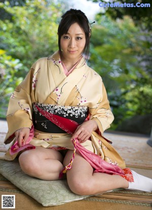 Yuu Kawakami - Tucke4 Electric Chair